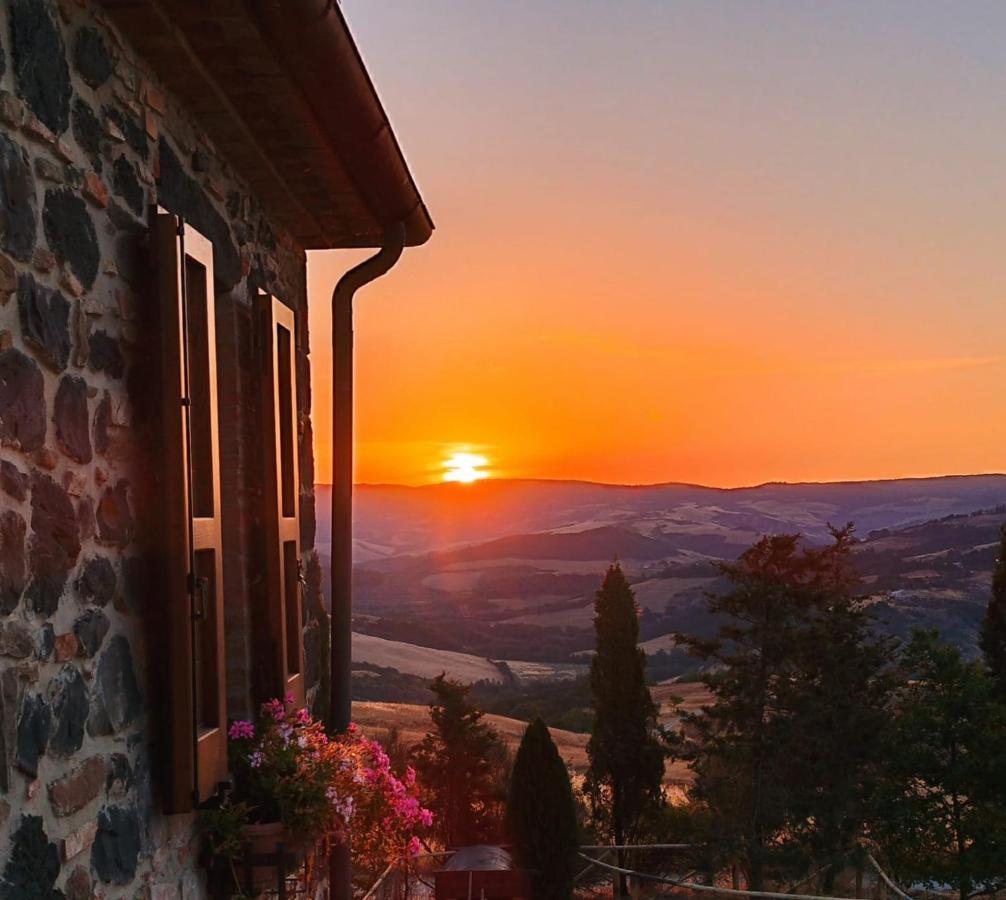 Casa Al Maestro B&B Radicofani Exteriér fotografie